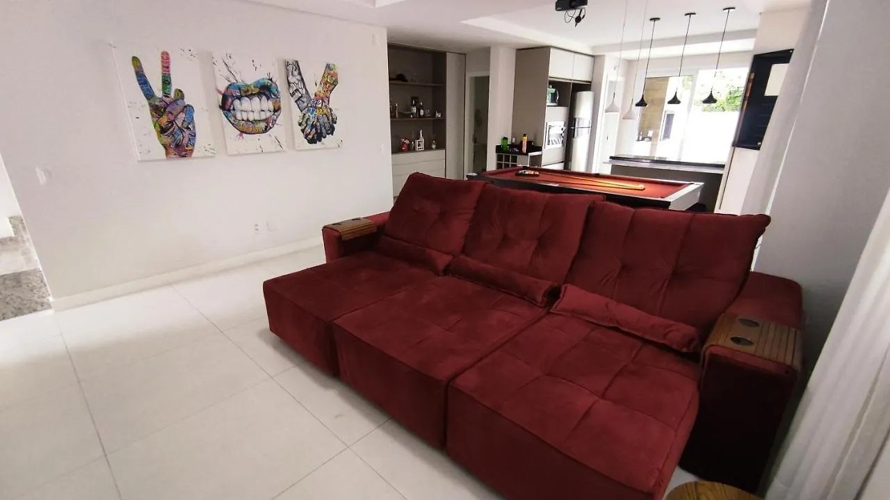 Holiday home Casa 4 Quartos Com Piscina E Jacuzzi Em Jurere Florianopolis