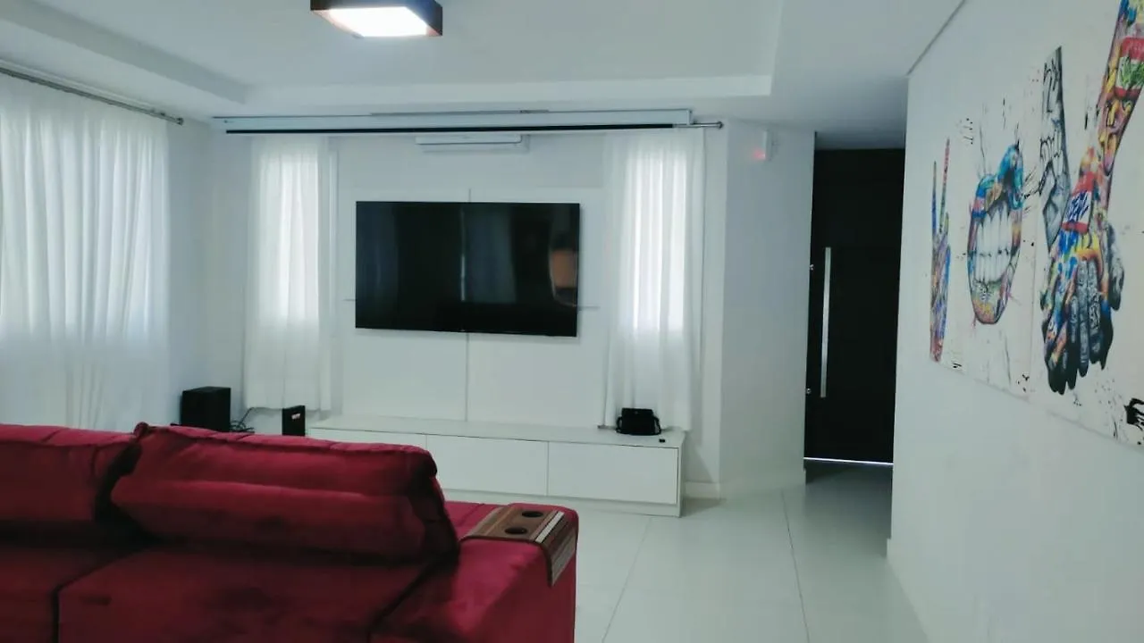 Casa 4 Quartos Com Piscina E Jacuzzi Em Jurere Florianopolis Holiday home